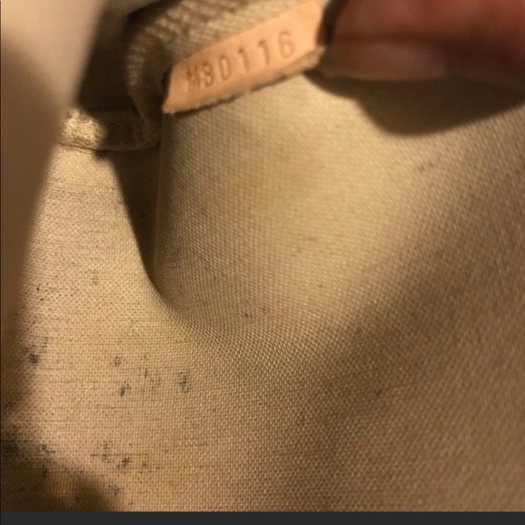 Purse - Picture 2 of 2